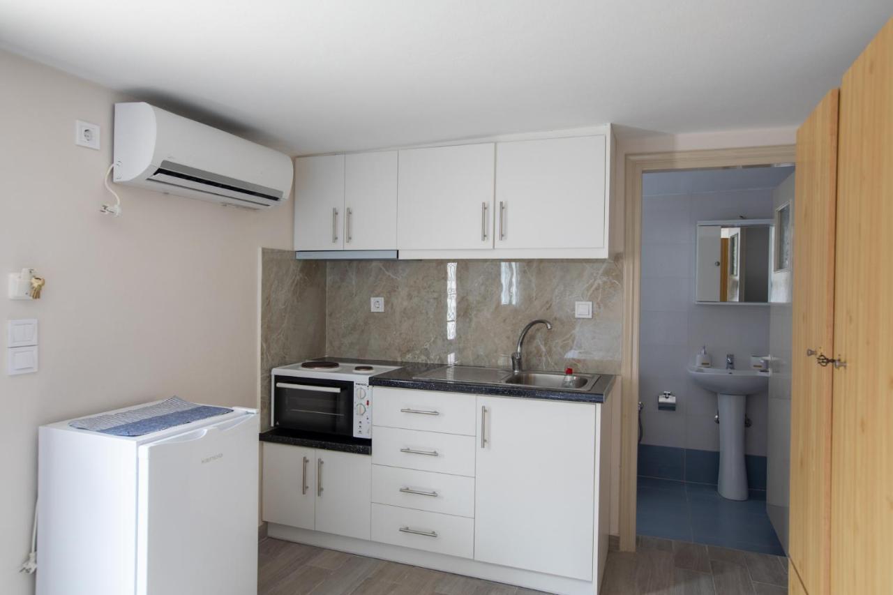 Venia'S Apartments Skala Eresou Exterior photo