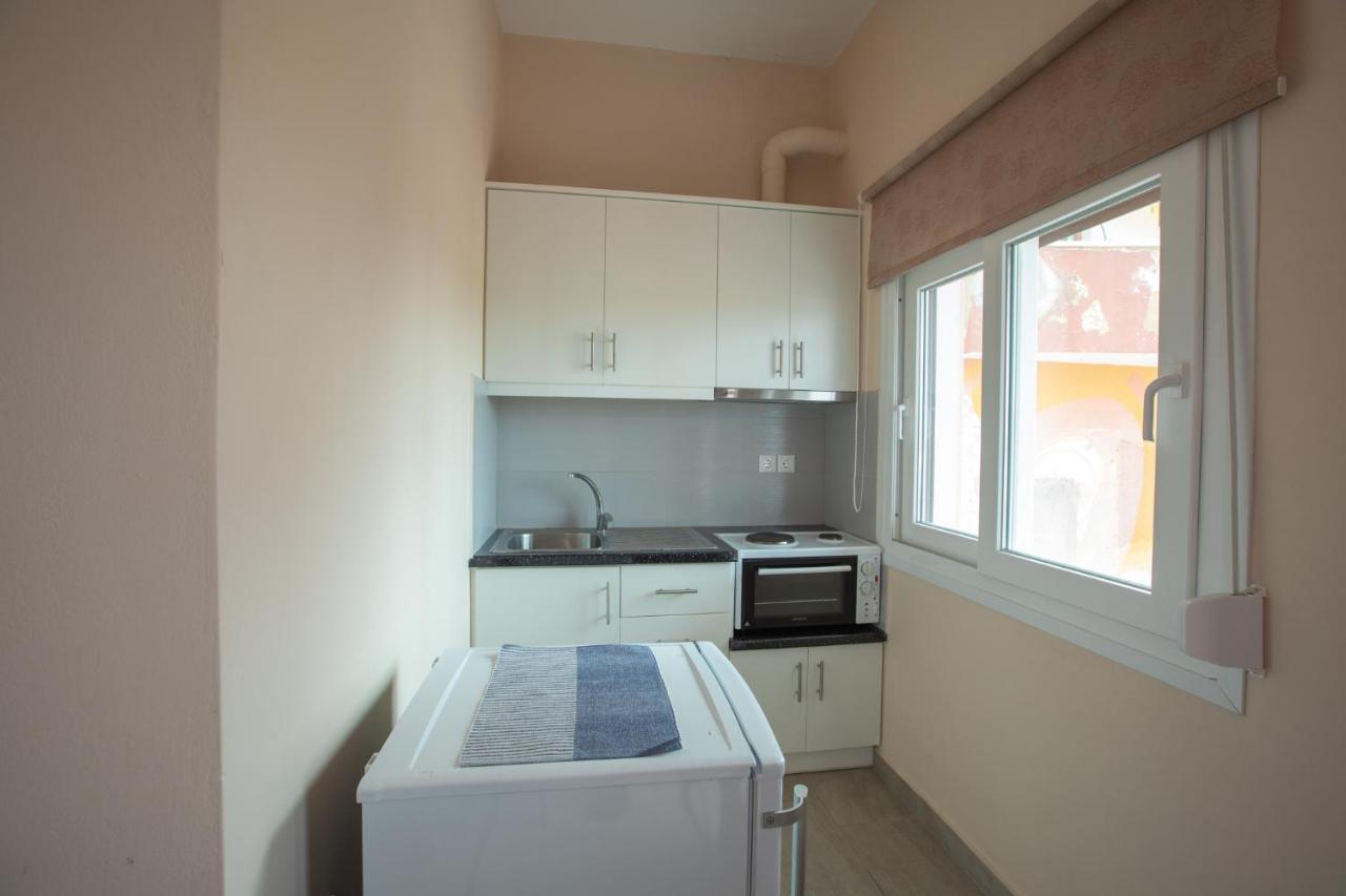 Venia'S Apartments Skala Eresou Exterior photo