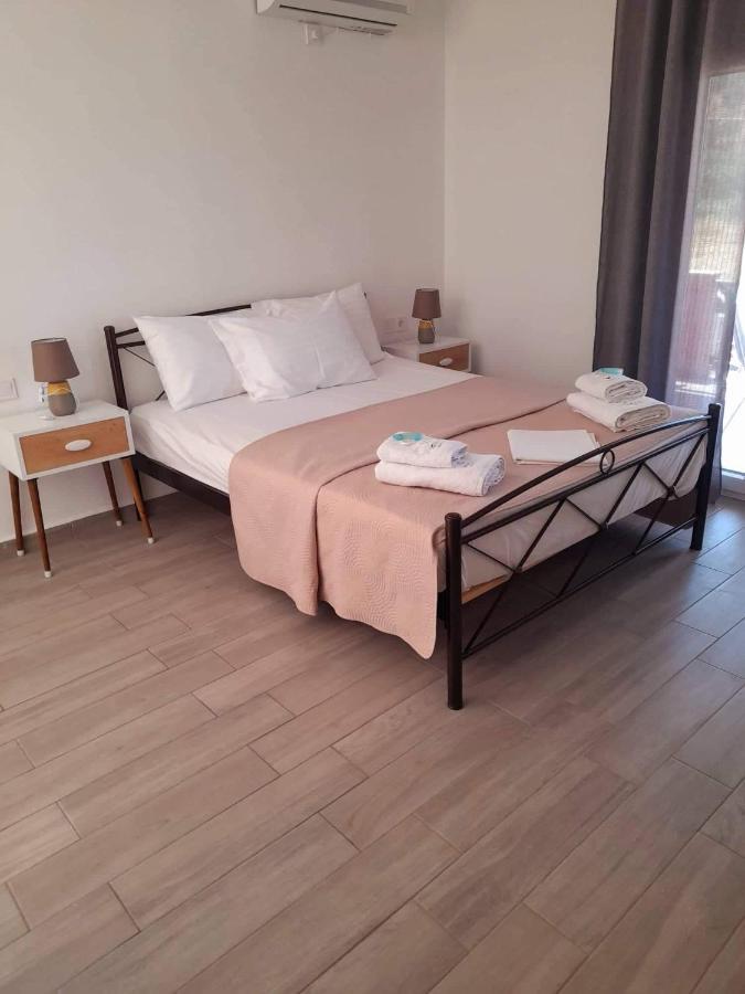 Venia'S Apartments Skala Eresou Exterior photo