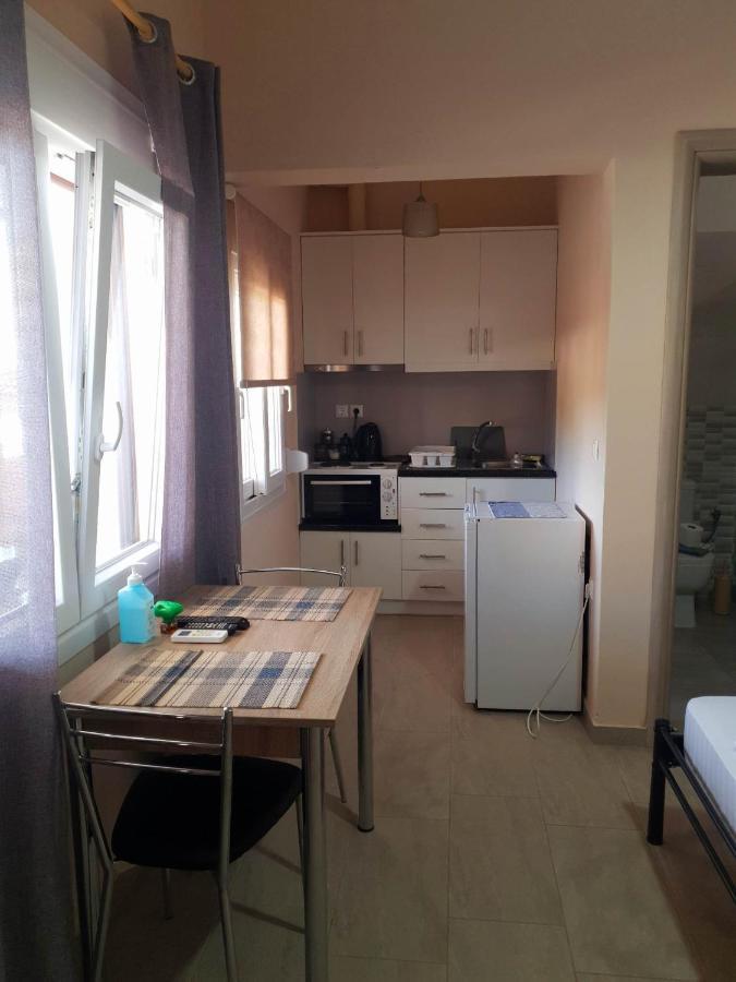Venia'S Apartments Skala Eresou Exterior photo